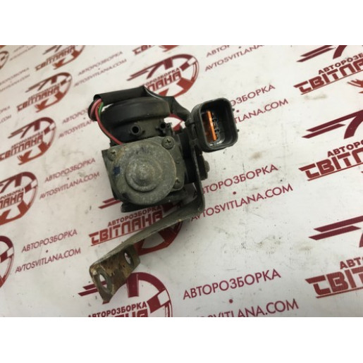 Клапан включення переднього моста Kia Sorento 2.5CRDI 2002-2009 510303E100